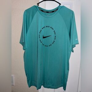 Nike Dry Fit T-Shirt - Men’s Large Shirt - Nike Swim